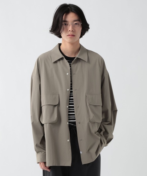 GEORGE'S(ジョージズ)の「BIGポケットテックシャツ(シャツ/ブラウス・メンズ・ベージュ/ライトグレー・MEDIUM/LARGE)」の5枚目の写真