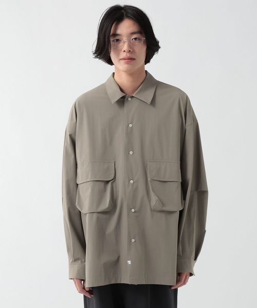 GEORGE'S(ジョージズ)の「BIGポケットテックシャツ(シャツ/ブラウス・メンズ・ベージュ/ライトグレー・MEDIUM/LARGE)」の10枚目の写真