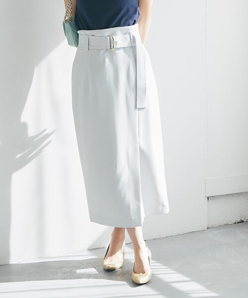 La boutique BonBon（ラブティックボンボン）の「【今すぐお届け！・オフィスで差がつく】ベルト付きナロースカート（スカート・レディース・オフホワイト/ライトグレー/ネイビー・38/34/36）」の8枚目の写真