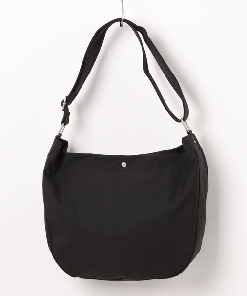 A.P.C.（アーペーセー）の「BESACE JOURNAL（ショルダーバッグ・メンズ・ブラック・ONESIZE）」の2枚目の写真