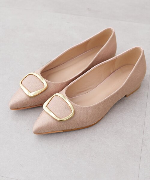 natural couture（ナチュラルクチュール）の「バックルポイントパンプス（パンプス・レディース・ブラック/ピンクベージュ/グレー・LARGE/MEDIUM）」の3枚目の写真