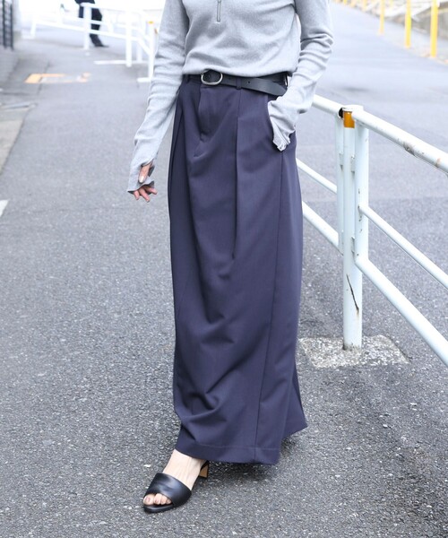 MAQWEL(マクウェル)の「【MAQWEL/マクウェル】タックロングスカート(スカート・レディース・ベージュ/ネイビー・M/S)」の6枚目の写真