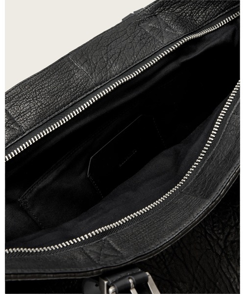 ALLSAINTS(オールセインツ)の「HAVEN LEATHER TOTE BAG | HAVEN レザー トート バッグ(トートバッグ・メンズ・ブラック・ONE SIZE)」の2枚目の写真