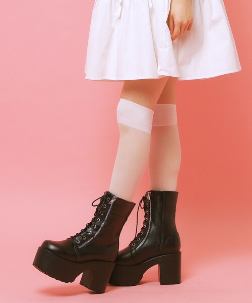 cs T&P(シーエスティーアンドピー)の「厚底サイドジップミドル丈ブーツ(ブーツ・レディース・ブラック/ブラック系1・LL/L/M/S/XL)」の5枚目の写真