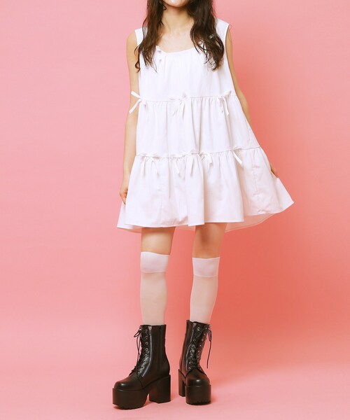 cs T&P(シーエスティーアンドピー)の「厚底サイドジップミドル丈ブーツ(ブーツ・レディース・ブラック/ブラック系1・LL/L/M/S/XL)」の6枚目の写真