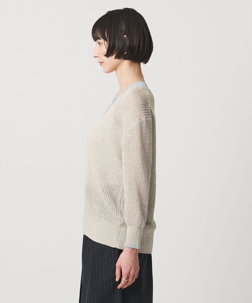 UNITED ARROWS(ユナイテッドアローズ)の「カラーヤーン Vネック ニット ‐ウォッシャブル‐(ニット/セーター・レディース・ダークグレー/ライトグレー/ターコイズブルー系・FREE)」の4枚目の写真