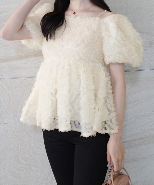 junoah(ジュノア)の「2wayペプラムチュールトップス(シャツ/ブラウス・レディース・アイボリー/ブラック・LARGE/MEDIUM/SMALL)」の3枚目の写真