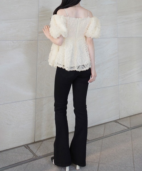 junoah(ジュノア)の「2wayペプラムチュールトップス(シャツ/ブラウス・レディース・アイボリー/ブラック・LARGE/MEDIUM/SMALL)」の5枚目の写真