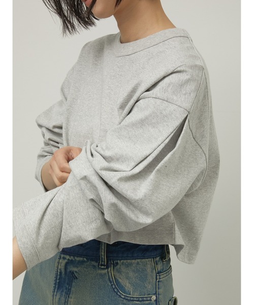 LA PEAU DE GEM（ラポドゥジェム）の「【LA PEAU DE GEM】sleeve tuck cropped long tee/スリーブタッククロップドロングTシャツ（Tシャツ/カットソー・レディース・ブラック/ホワイト/グレー・FREE）」の12枚目の写真