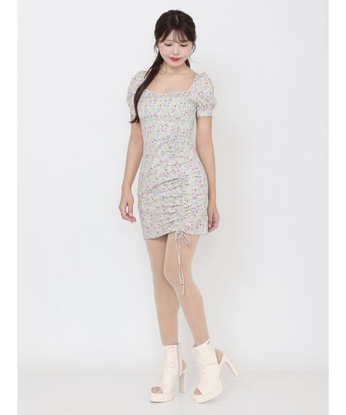 EATME(イートミー)の「【日比谷花壇コラボ】フラワープリントアシンメトリーワンピース(ワンピース・レディース・ピンク/ブラック/ブルー・MEDIUM/SMALL)」の17枚目の写真