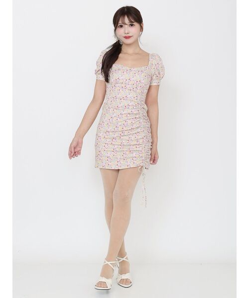 EATME(イートミー)の「【日比谷花壇コラボ】フラワープリントアシンメトリーワンピース(ワンピース・レディース・ピンク/ブラック/ブルー・MEDIUM/SMALL)」の22枚目の写真