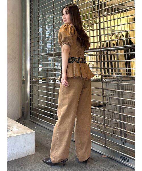 CALNAMUR（カルナムール）の「ペプラムデザインデニムパンツ（デニムパンツ・レディース・ブラウン/インディゴブルー・SMALL/MEDIUM）」の21枚目の写真