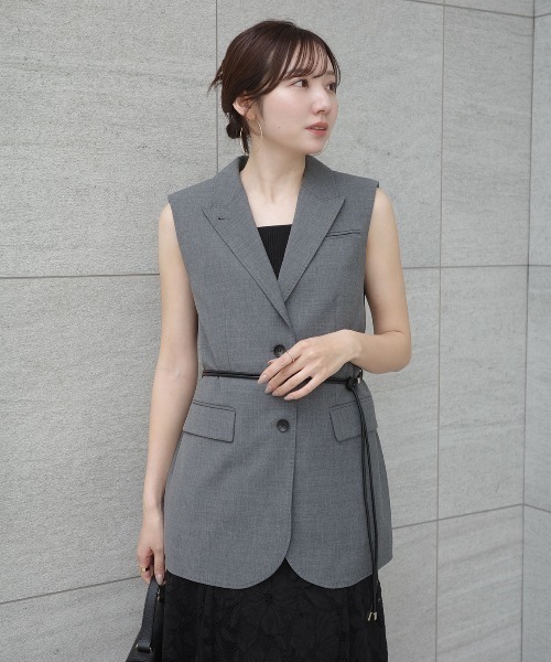 anuans（アニュアンス）の「デフォームラペルジレ（その他アウター・レディース・ベージュ/グレー・SMALL/MEDIUM）」の2枚目の写真