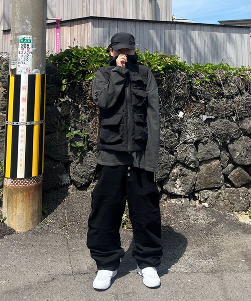 KALAPATTHAR(カラパタール)の「MULTI POCKET NYLON HOODED VEST - BLACK(ベスト・メンズ・その他・MEDIUM/LARGE)」の13枚目の写真