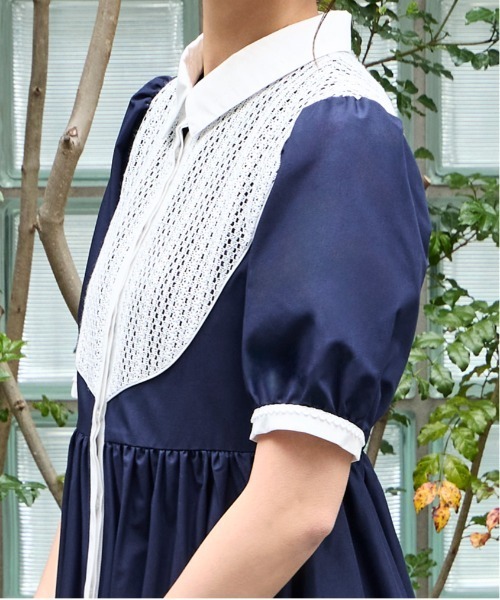 RUIRUE BOUTIQUE（ルイルエブティック）の「洗える ｜ レース 切り替え フレア シャツワンピース ｜ ワンピース・夏ワンピース・ロングワンピース・リゾートワンピース・デザインワンピース・レースワンピース・フレアスカート（シャツワンピース・レディース・ライトグレー系1/オフホワイト/ネイビー系1・S/M/L）」の21枚目の写真