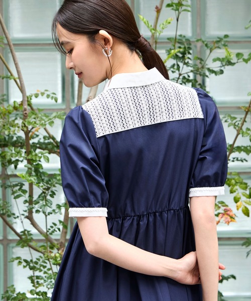 RUIRUE BOUTIQUE（ルイルエブティック）の「洗える ｜ レース 切り替え フレア シャツワンピース ｜ ワンピース・夏ワンピース・ロングワンピース・リゾートワンピース・デザインワンピース・レースワンピース・フレアスカート（シャツワンピース・レディース・ライトグレー系1/オフホワイト/ネイビー系1・S/M/L）」の6枚目の写真