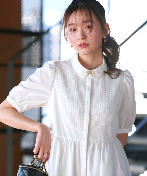 RUIRUE BOUTIQUE（ルイルエブティック）の「洗える ｜ レース 切り替え フレア シャツワンピース ｜ ワンピース・夏ワンピース・ロングワンピース・リゾートワンピース・デザインワンピース・レースワンピース・フレアスカート（シャツワンピース・レディース・ライトグレー系1/オフホワイト/ネイビー系1・S/M/L）」の9枚目の写真