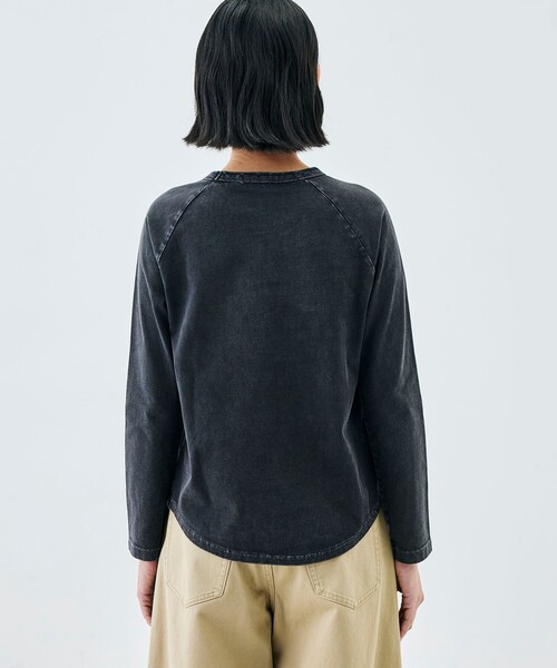 EDITION(エディション)の「コットンガーメントダイ ロングスリーブプルオーバー(Tシャツ/カットソー・レディース・レッド系その他/ブラック・FREE)」の6枚目の写真