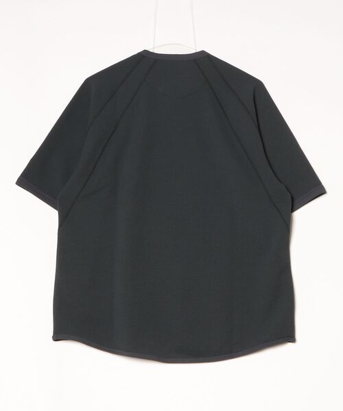 GOLDWIN（ゴールドウィン）の「Mesh WF Actinoid T-shirt GL66142（Tシャツ/カットソー・メンズ・グレー・2/4/3）」の2枚目の写真
