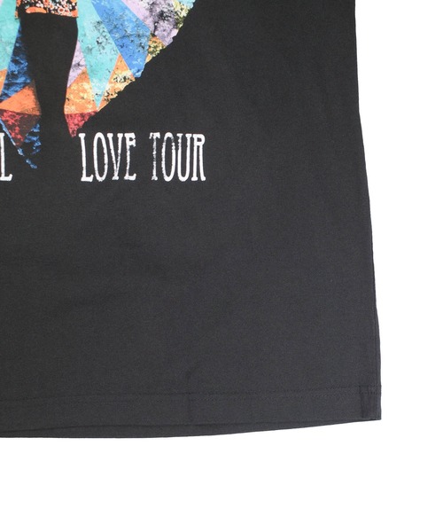 giant Vintage（ジャイアントヴィンテージ）の「【GIANT01】【Giant Vintage/ジャイアント ヴィンテージ】LENNY KRAVITZ UNIVERSAL LOVE TOUR SCREEN PRINT OVERSIZED BOX SILHOUETTE T-SHIRTS（Tシャツ/カットソー・メンズ・ブラック系その他・MEDIUM/LARGE）」の4枚目の写真