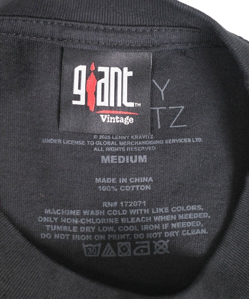 giant Vintage（ジャイアントヴィンテージ）の「【GIANT01】【Giant Vintage/ジャイアント ヴィンテージ】LENNY KRAVITZ UNIVERSAL LOVE TOUR SCREEN PRINT OVERSIZED BOX SILHOUETTE T-SHIRTS（Tシャツ/カットソー・メンズ・ブラック系その他・MEDIUM/LARGE）」の3枚目の写真