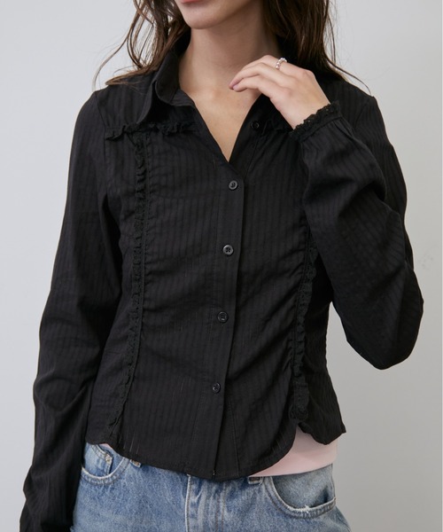 Rohwel(ローウェル)の「Lace Shirring Gather Shirt / レースシャーリングギャザーシャツ(シャツ/ブラウス・レディース・ホワイト/ブラック・FREE)」の4枚目の写真
