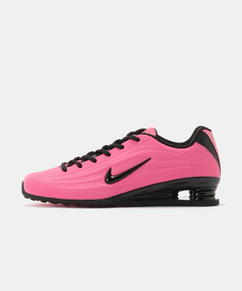 NIKE(ナイキ)の「NIKE W SHOX Z HQ7540-601(スニーカー・レディース・ピンク・25cm/24.5cm/24cm/23.5cm/23cm)」の1枚目の写真