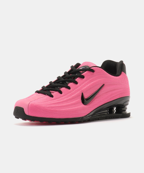 NIKE(ナイキ)の「NIKE W SHOX Z HQ7540-601(スニーカー・レディース・ピンク・25cm/24.5cm/24cm/23.5cm/23cm)」の2枚目の写真