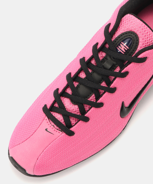 NIKE(ナイキ)の「NIKE W SHOX Z HQ7540-601(スニーカー・レディース・ピンク・25cm/24.5cm/24cm/23.5cm/23cm)」の6枚目の写真