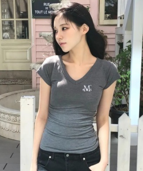 MUCENT（ムセント）の「◇MUCENT◇ブランド直輸入正規品/YATI サイドシャーリング Vネック ハーフT YATI SIDE SHIRRING V-NECK HALF T（Tシャツ/カットソー・レディース・グレー/ホワイト/ブラック・FREE）」の3枚目の写真