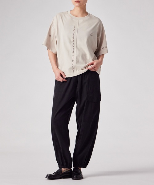 Paul Smith（ポールスミス）の「ウィメンズ ハンドドローイング刺繍 半袖Tシャツ / 265026 405VE（Tシャツ/カットソー・レディース・コーラル/アイボリー/ブラック・MEDIUM/2L）」の19枚目の写真