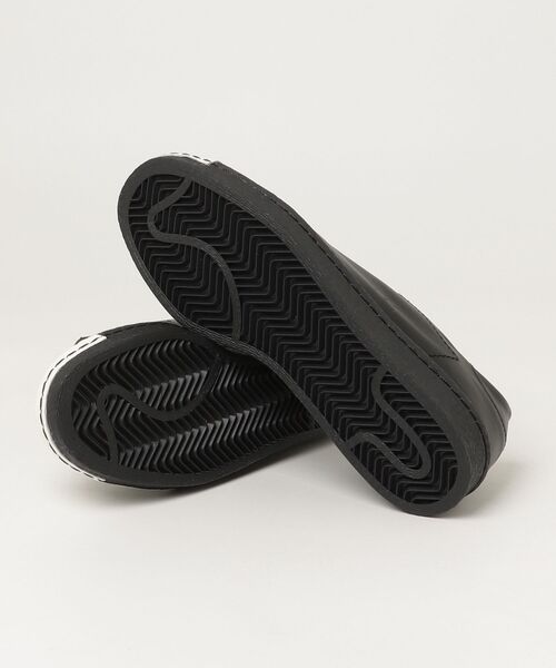 Y-3(ワイスリー)の「Y-3 SUPERSTAR(スニーカー・メンズ・ブラック×ホワイト・28.0cm/27.5cm/27.0cm/26.5cm/26.0cm/25.5cm/28.5cm/23.5cm/22.5cm/23.0cm/24.0cm/24.5cm/29.0cm/25.0cm/29.5cm)」の3枚目の写真