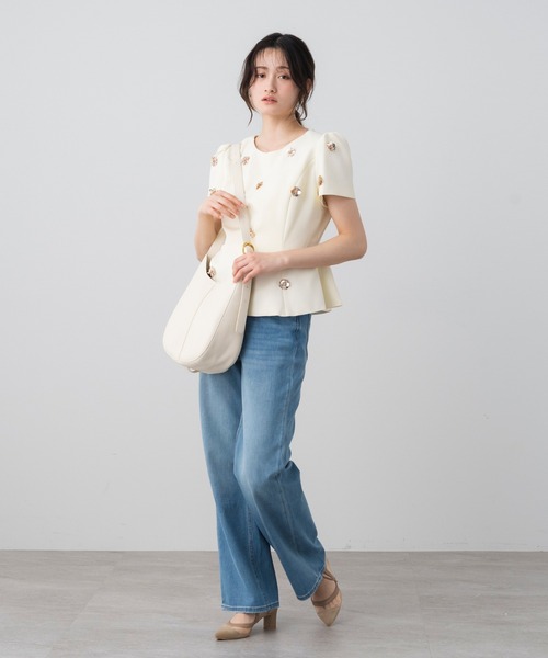 AJUGA.(アジュガ)の「ワンショルダーエコレザーバッグ(ショルダーバッグ・レディース・ライトイエロー/アイボリー・ONE SIZE)」の7枚目の写真