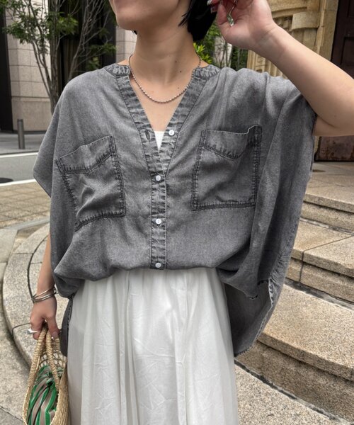 Jena espace merveilleux(ジェナ エスパスメルヴェイユ)の「【サラサラ半袖デニム】テンセルフレンチシャツ(シャツ/ブラウス・レディース・サックスブルー/ブルー/グレー・FREE)」の18枚目の写真
