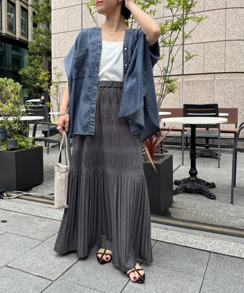 Jena espace merveilleux(ジェナ エスパスメルヴェイユ)の「【サラサラ半袖デニム】テンセルフレンチシャツ(シャツ/ブラウス・レディース・サックスブルー/ブルー/グレー・FREE)」の21枚目の写真