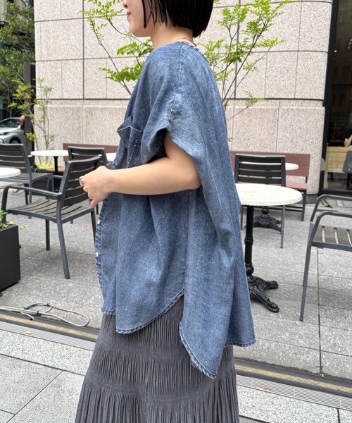 Jena espace merveilleux(ジェナ エスパスメルヴェイユ)の「【サラサラ半袖デニム】テンセルフレンチシャツ(シャツ/ブラウス・レディース・サックスブルー/ブルー/グレー・FREE)」の22枚目の写真