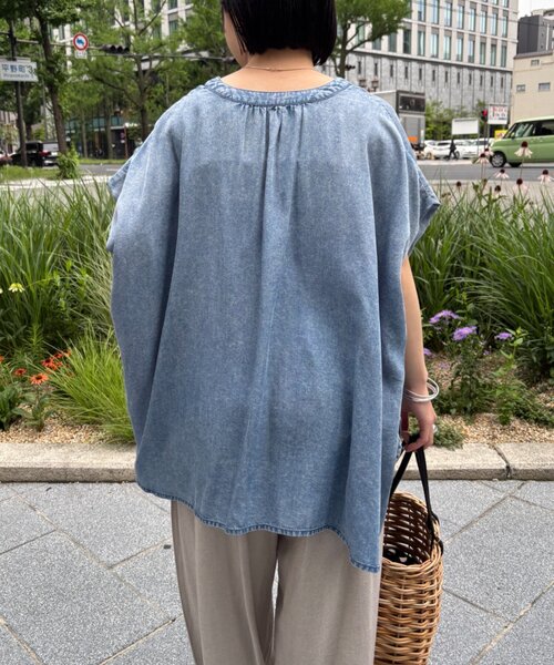 Jena espace merveilleux(ジェナ エスパスメルヴェイユ)の「【サラサラ半袖デニム】テンセルフレンチシャツ(シャツ/ブラウス・レディース・サックスブルー/ブルー/グレー・FREE)」の8枚目の写真