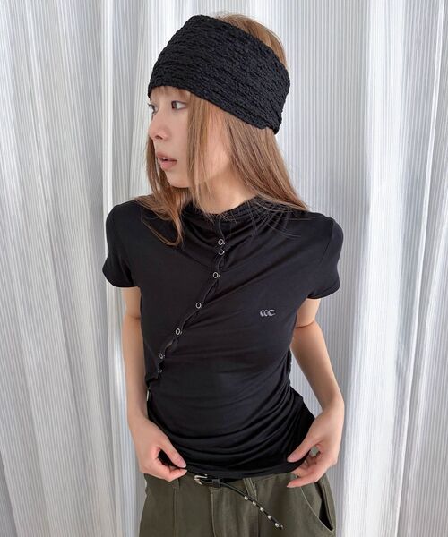 CHICKS(チックス)の「ラップボタンシャーリングスリム半袖フードブラック(Tシャツ/カットソー・レディース・ブラック・ONE SIZE)」の11枚目の写真