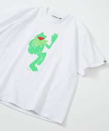 cotton pan（コットンパン）の「COTTON PAN/コットンパン × Firsthand 別注 リラックスフィット プリント クルーネック Tシャツ / カエル（Tシャツ/カットソー）」