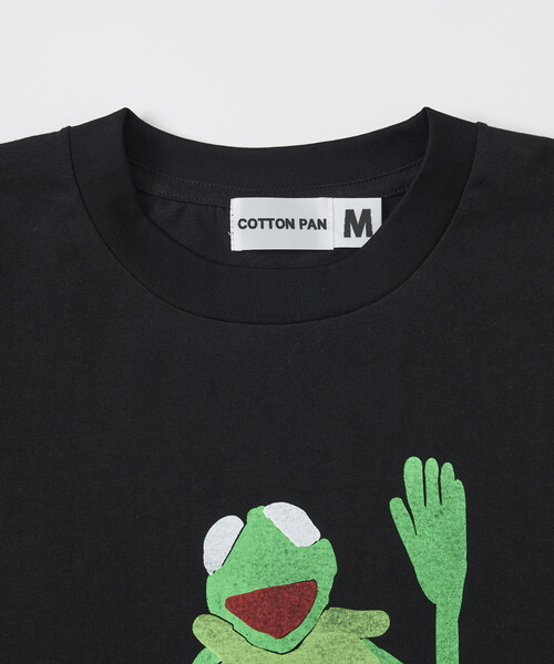 cotton pan(コットンパン)の「COTTON PAN/コットンパン リラックスフィット プリント クルーネック Tシャツ / カエル(Tシャツ/カットソー・メンズ・ブラック/ホワイト・MEDIUM/LARGE)」の13枚目の写真