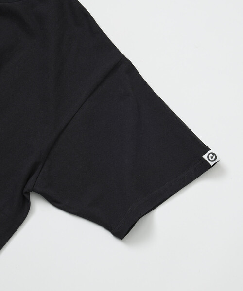 cotton pan(コットンパン)の「COTTON PAN/コットンパン リラックスフィット プリント クルーネック Tシャツ / カエル(Tシャツ/カットソー・メンズ・ブラック/ホワイト・MEDIUM/LARGE)」の16枚目の写真