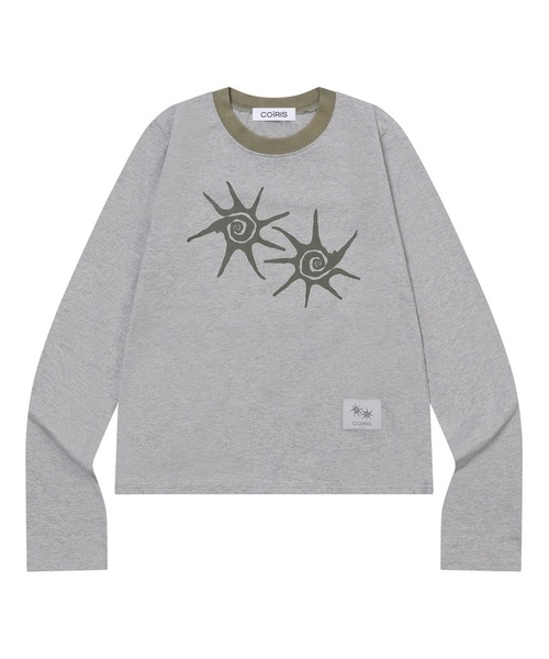 COIRIS(コイリス)の「ソルナ 配色 ラウンドネック 長袖Tシャツ 男女共用 (4カラー)(Tシャツ/カットソー・レディース・グレー/ホワイト×レッド/ホワイト×ブラック/ブラック・FREE/L size)」の4枚目の写真