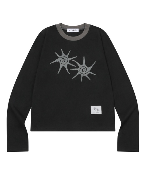 COIRIS(コイリス)の「ソルナ 配色 ラウンドネック 長袖Tシャツ 男女共用 (4カラー)(Tシャツ/カットソー・レディース・グレー/ホワイト×レッド/ホワイト×ブラック/ブラック・FREE/L size)」の1枚目の写真