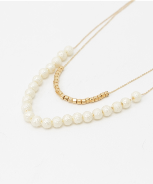 folklore（フォルクローレ）の「毎日に華を添えてくれる。2連パールネックレス（ネックレス・レディース・シルバー/ゴールド・ﾌﾘ-）」の3枚目の写真