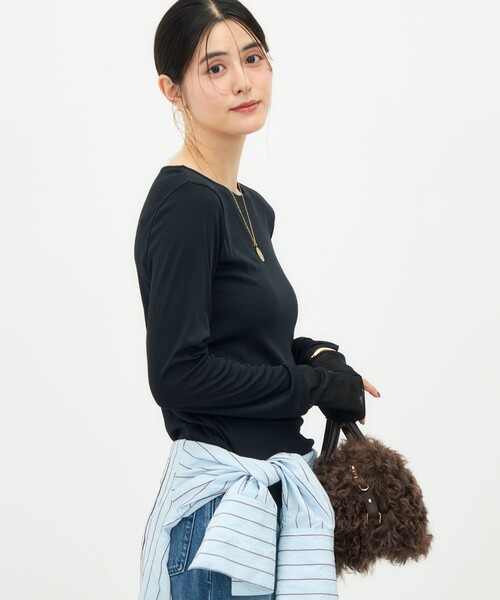 NOLLEY’S(ノーリーズ)の「ウォッシャブル袖口シアー切替ロンT(Tシャツ/カットソー・レディース・ブラック/イエロー/シルバー/ホワイト・38)」の17枚目の写真