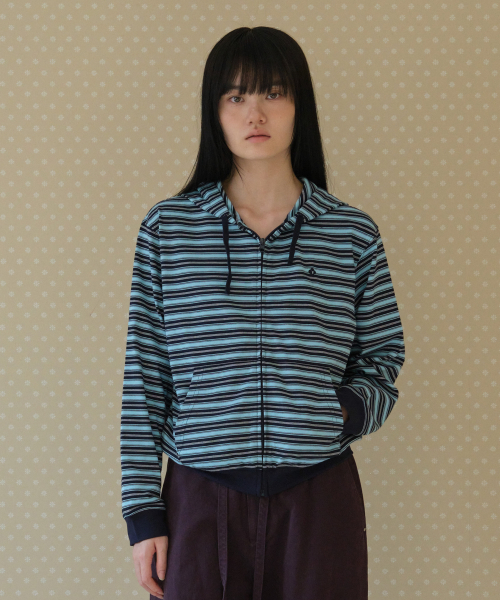 TTUDEMENT(トュードメント)の「STRIPED CLOVER HOODED ZIP-UP BLUE STRIPE(パーカー・レディース・その他・FREE)」の2枚目の写真