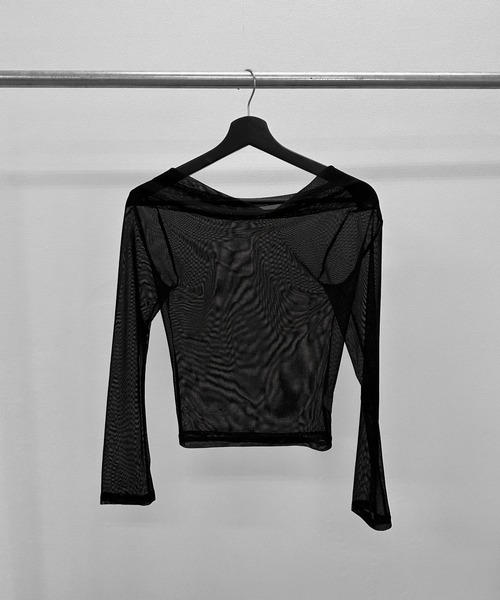 LVEU.(ラブユ.)の「【LVEU.】メッシュオフショルダートップス / トップス カットソー オフショルダー オフショル シンプル 肌見せ ストレッチ ヘルシー 長袖 メッシュ シアー ブラック ZOZOTOWN限定(Tシャツ/カットソー・レディース・ブラック・FREE)」の14枚目の写真