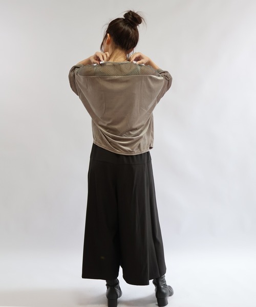 etre relie(エトレリー)の「シアーベロアプルオーバー(Tシャツ/カットソー・レディース・ブラック/モカ/キナリ・MEDIUM)」の20枚目の写真