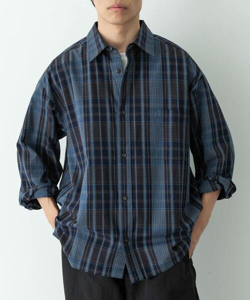 URBAN RESEARCH Sonny Label(アーバンリサーチサニーレーベル)の「リラックスフィットチェックレギュラーカラーシャツ(シャツ/ブラウス・メンズ・グリーン系その他/ブルー系その他/グレー系その他・MEDIUM/LARGE)」の3枚目の写真