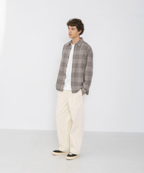 URBAN RESEARCH Sonny Label(アーバンリサーチサニーレーベル)の「リラックスフィットチェックレギュラーカラーシャツ(シャツ/ブラウス・メンズ・グリーン系その他/ブルー系その他/グレー系その他・MEDIUM/LARGE)」の17枚目の写真